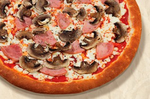 С ветчиной и грибами